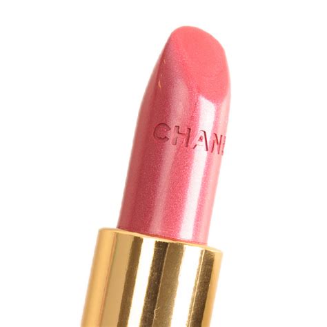 chanel legende|Chanel legende rouge lipstick.